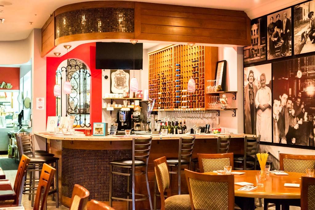 Parmesan Petes | restaurant | 7935 Airport-Pulling Rd, Naples, FL 34109, USA | 2399923663 OR +1 239-992-3663