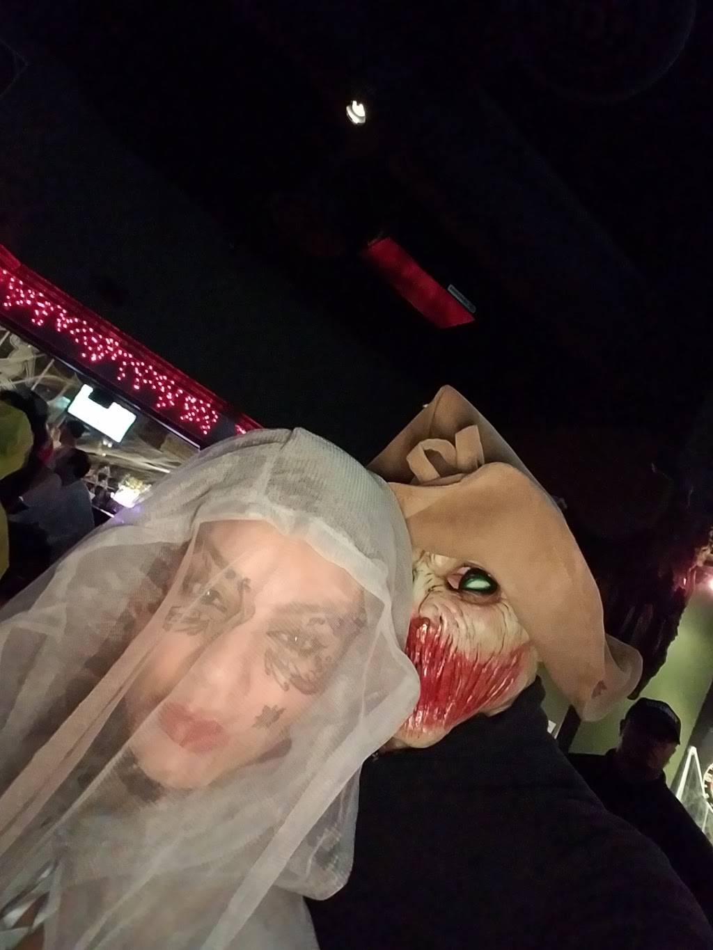 The Loudoun Kitchen & Bar | restaurant | 510 E Market St, Leesburg, VA 20176, USA | 7034430777 OR +1 703-443-0777