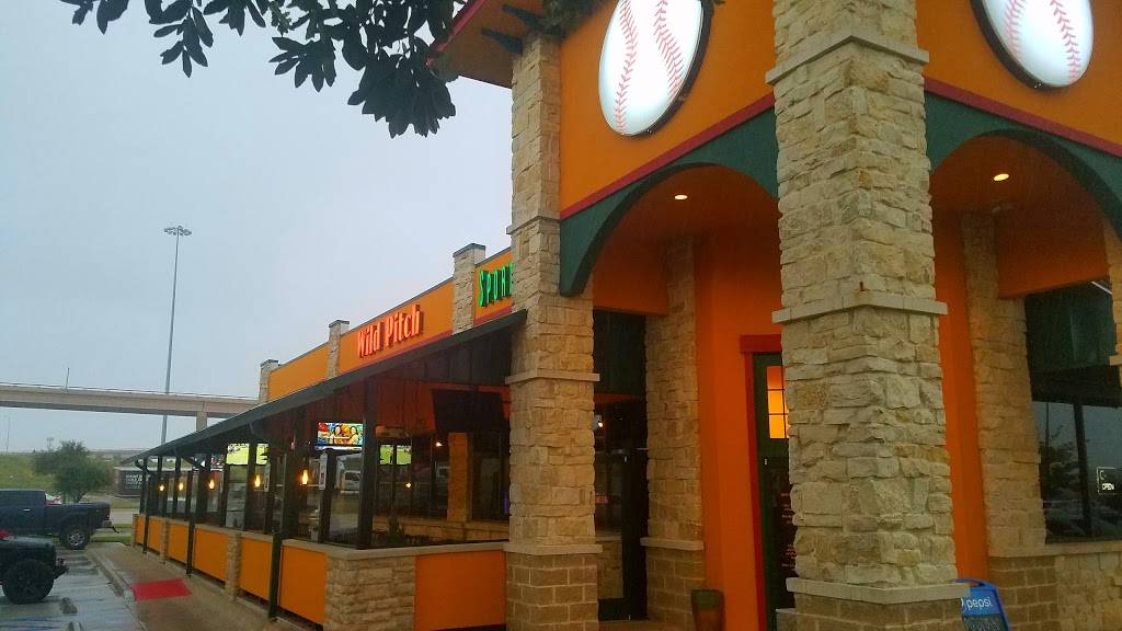 Wild Pitch Sports Bar & Grill Fort Worth | restaurant | 4701 Citylake Blvd E, Fort Worth, TX 76132, USA | 8173610084 OR +1 817-361-0084