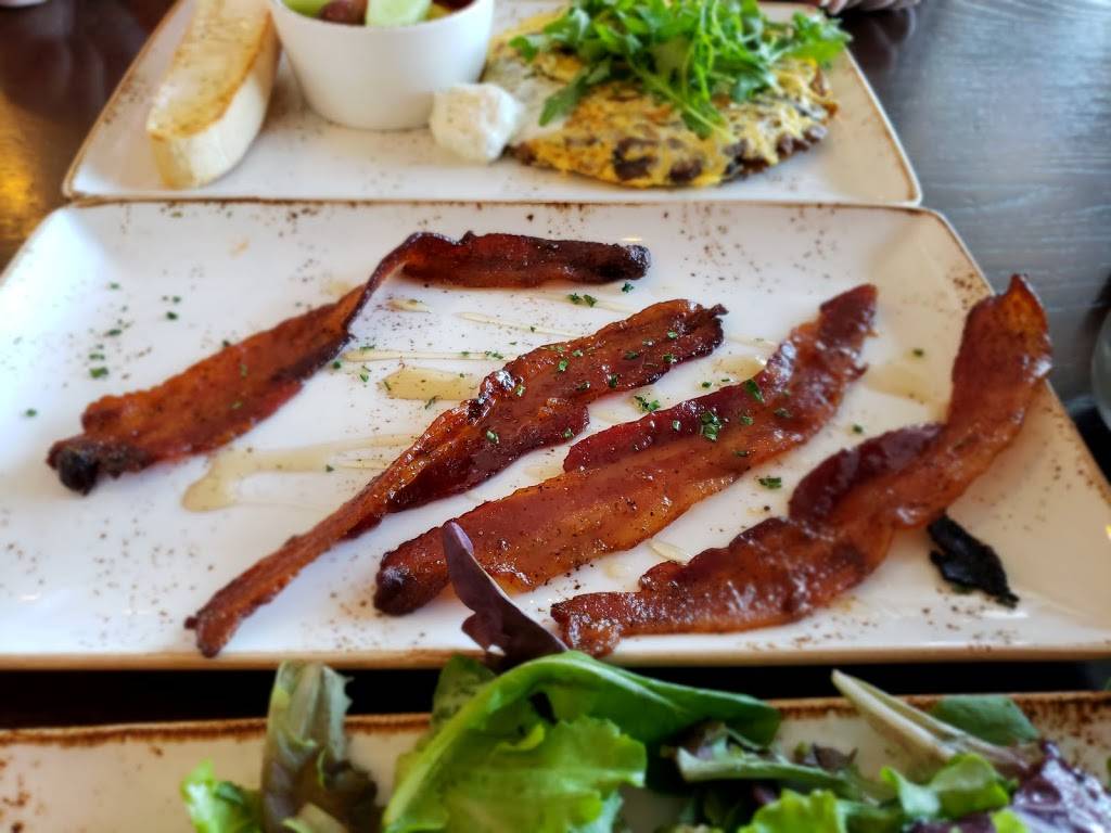 First Watch - Center | restaurant | 2855 S 168th St, Omaha, NE 68130, USA | 4023303444 OR +1 402-330-3444