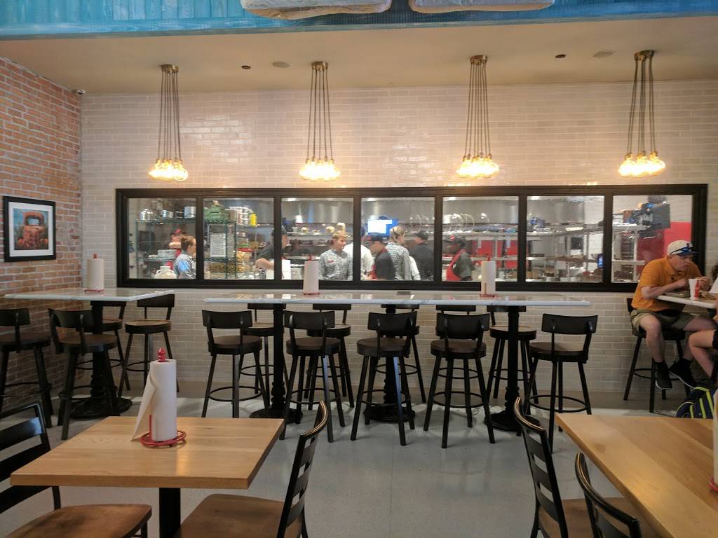 The Polite Pig | restaurant | 1536 Buena Vista Dr, Orlando, FL 32830, USA | 4079387444 OR +1 407-938-7444