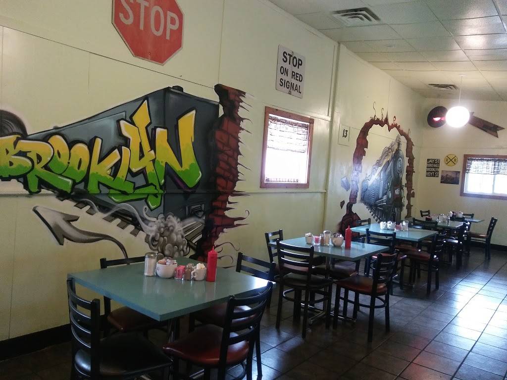 Brooklyns Sidetrack | restaurant | 422 Wabash St, Milan, MI 48160, USA | 7345086030 OR +1 734-508-6030