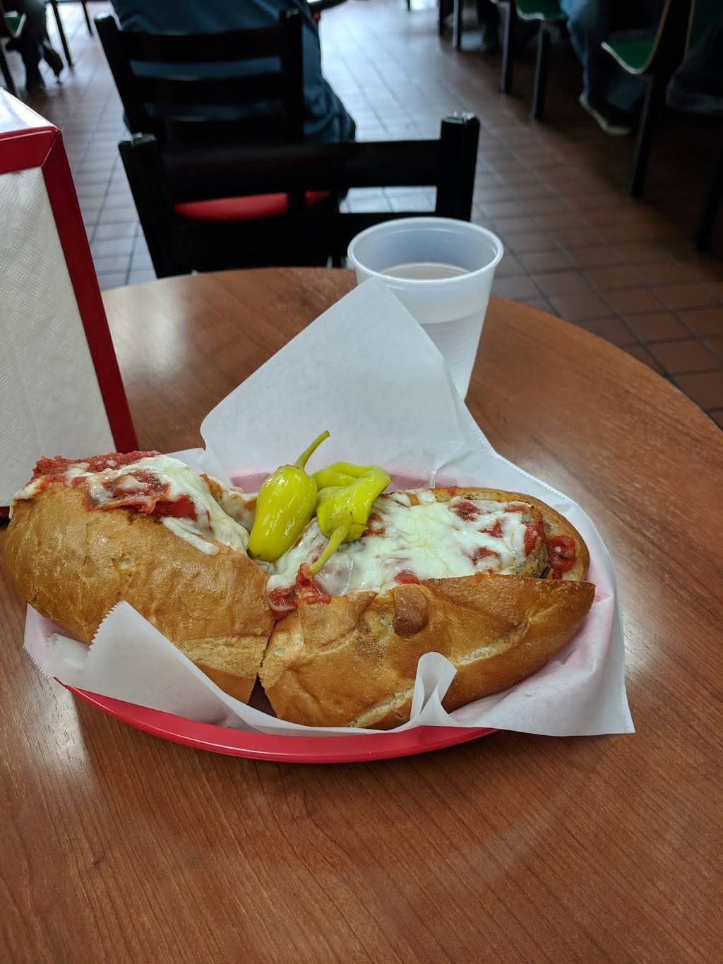 Rock n Jennys Italian Subs | restaurant | 1044 W Valley Pkwy, Escondido, CA 92025, USA | 7604802835 OR +1 760-480-2835