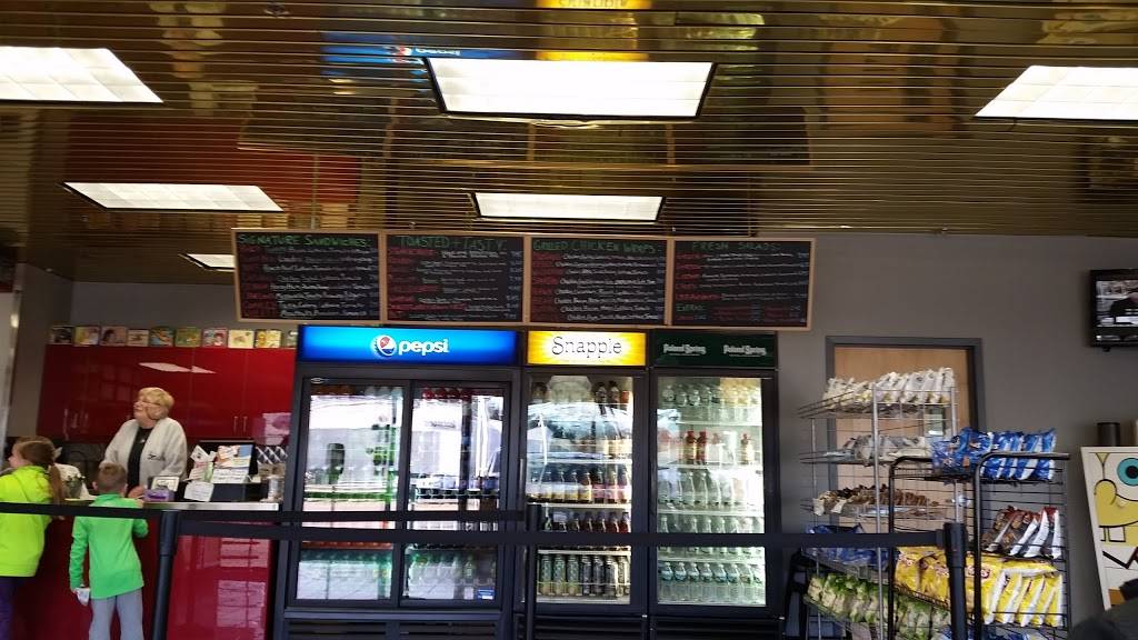 Lunch Box Deli | meal takeaway | 859 Boston Providence Hwy, Norwood, MA 02062, USA | 7817699500 OR +1 781-769-9500