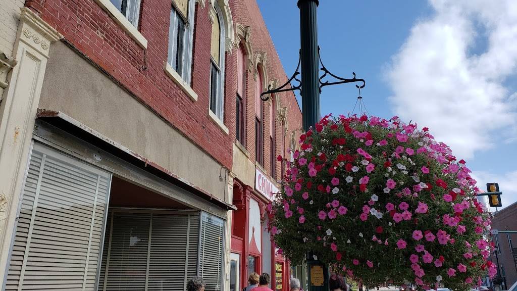 Historic Northside Cafe | restaurant | 61 E Jefferson St, Winterset, IA 50273, USA | 5154621523 OR +1 515-462-1523