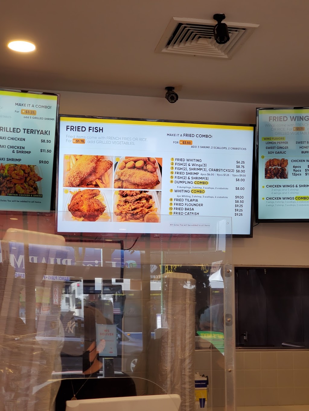 Pitkins Fish & Chicken | restaurant | 288 Utica Ave, Brooklyn, NY 11213, USA | 7187740304 OR +1 718-774-0304