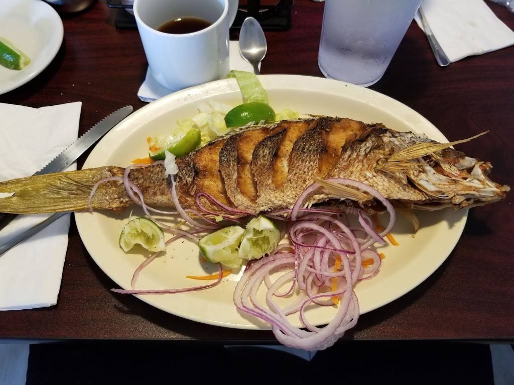 La Casita Salvadoreña | restaurant | 1319 E Commercial Blvd, Oakland Park, FL 33334, USA | 9543068784 OR +1 954-306-8784