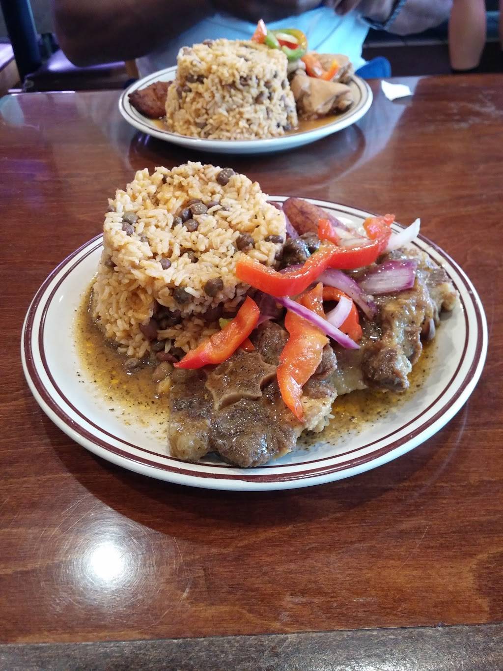 Alberts Mofongo | restaurant | 4762 Broadway, New York, NY 10034, USA | 2125693441 OR +1 212-569-3441