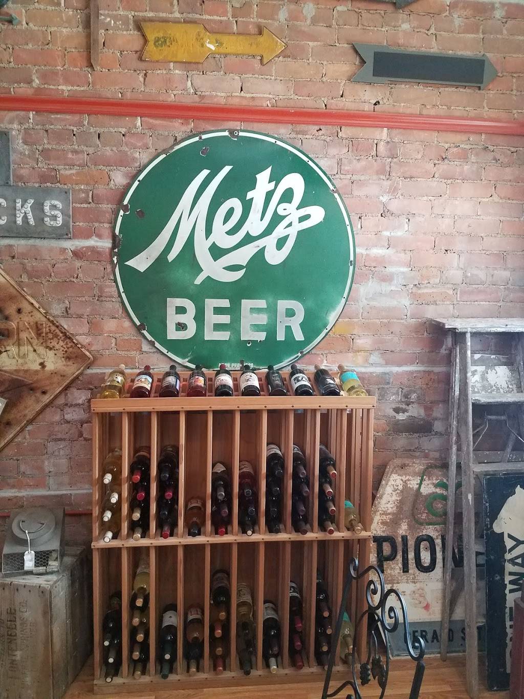 Too Far North | restaurant | 111 N 14th St, Fort Calhoun, NE 68023, USA | 4024689463 OR +1 402-468-9463