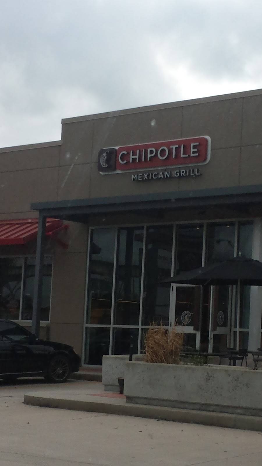 Chipotle Mexican Grill | restaurant | 1208 S Clearview Pkwy Ste A, Harahan, LA 70123, USA | 5042063978 OR +1 504-206-3978