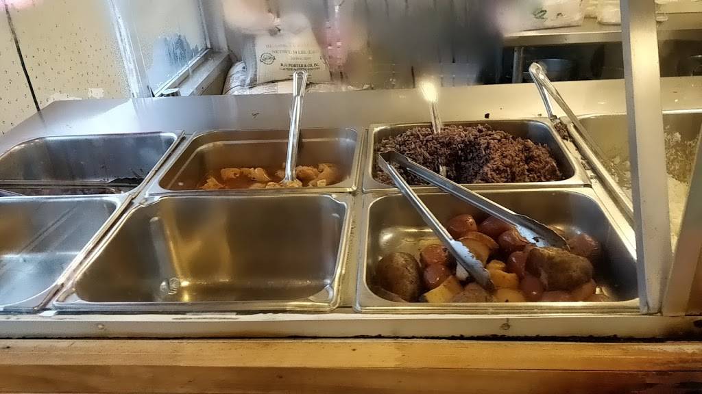 La Ventanita | restaurant | 91 Van Houten St, Paterson, NJ 07505, USA | 9736847277 OR +1 973-684-7277