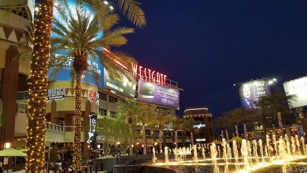 Salt | restaurant | 6751 N Sunset Blvd, Glendale, AZ 85305, USA | 6237727282 OR +1 623-772-7282