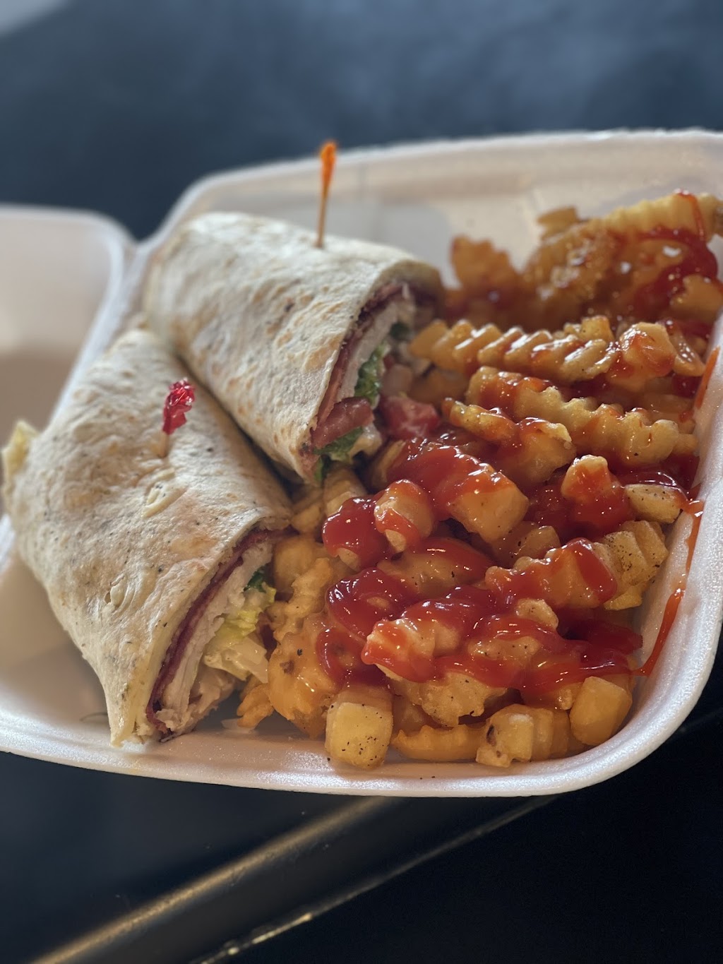 Grannys Kitchen | restaurant | 581 E Main St, Rochester, NY 14607, USA | 5854812727 OR +1 585-481-2727