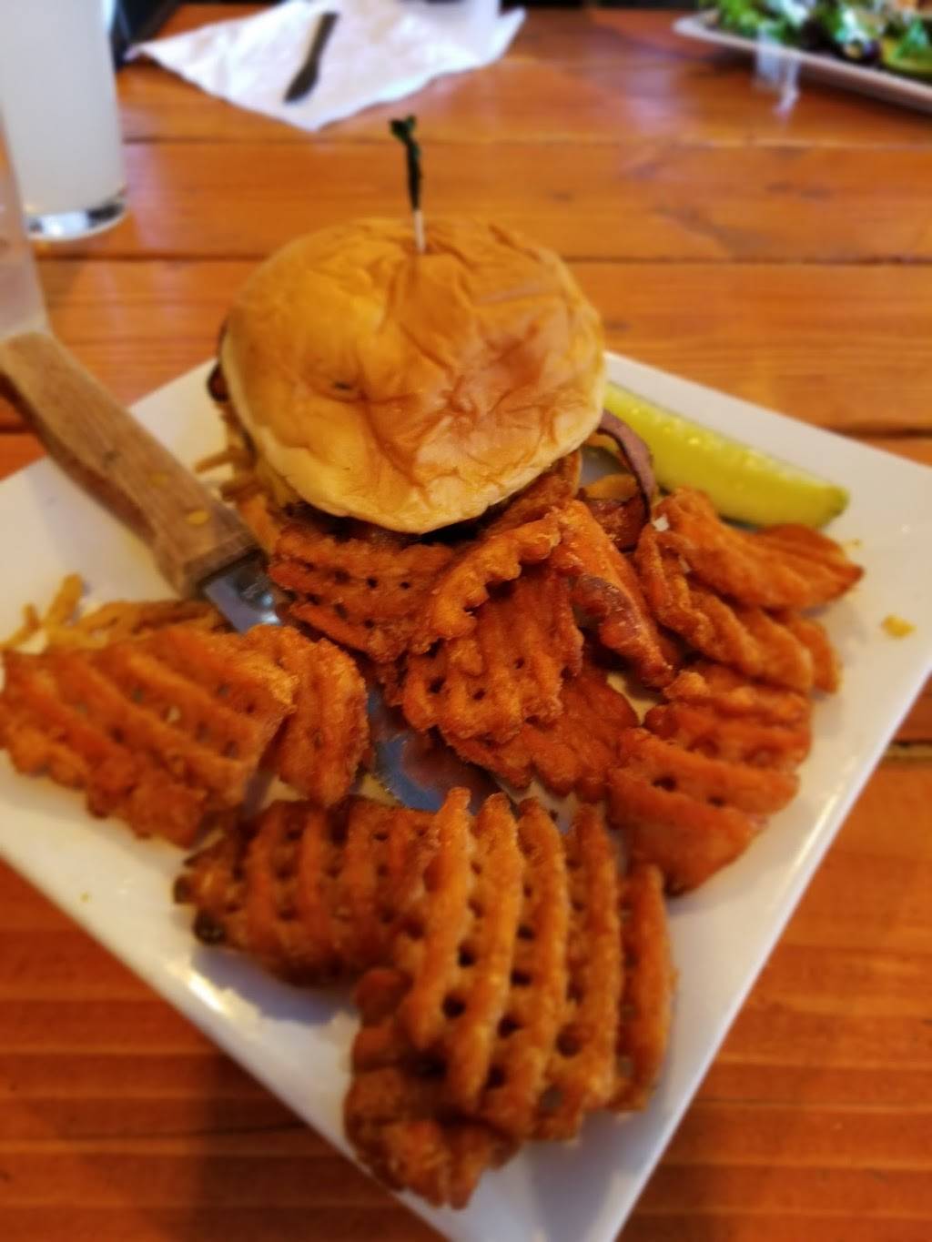 New Vintage Grill | restaurant | 9901 Hageman Rd Suite 100, Bakersfield, CA 93312, USA | 6618296814 OR +1 661-829-6814