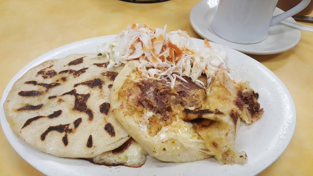 El Papaturro Cocina Salvadoreña | restaurant | 7612 Canal St, Houston, TX 77012, USA | 7139215222 OR +1 713-921-5222