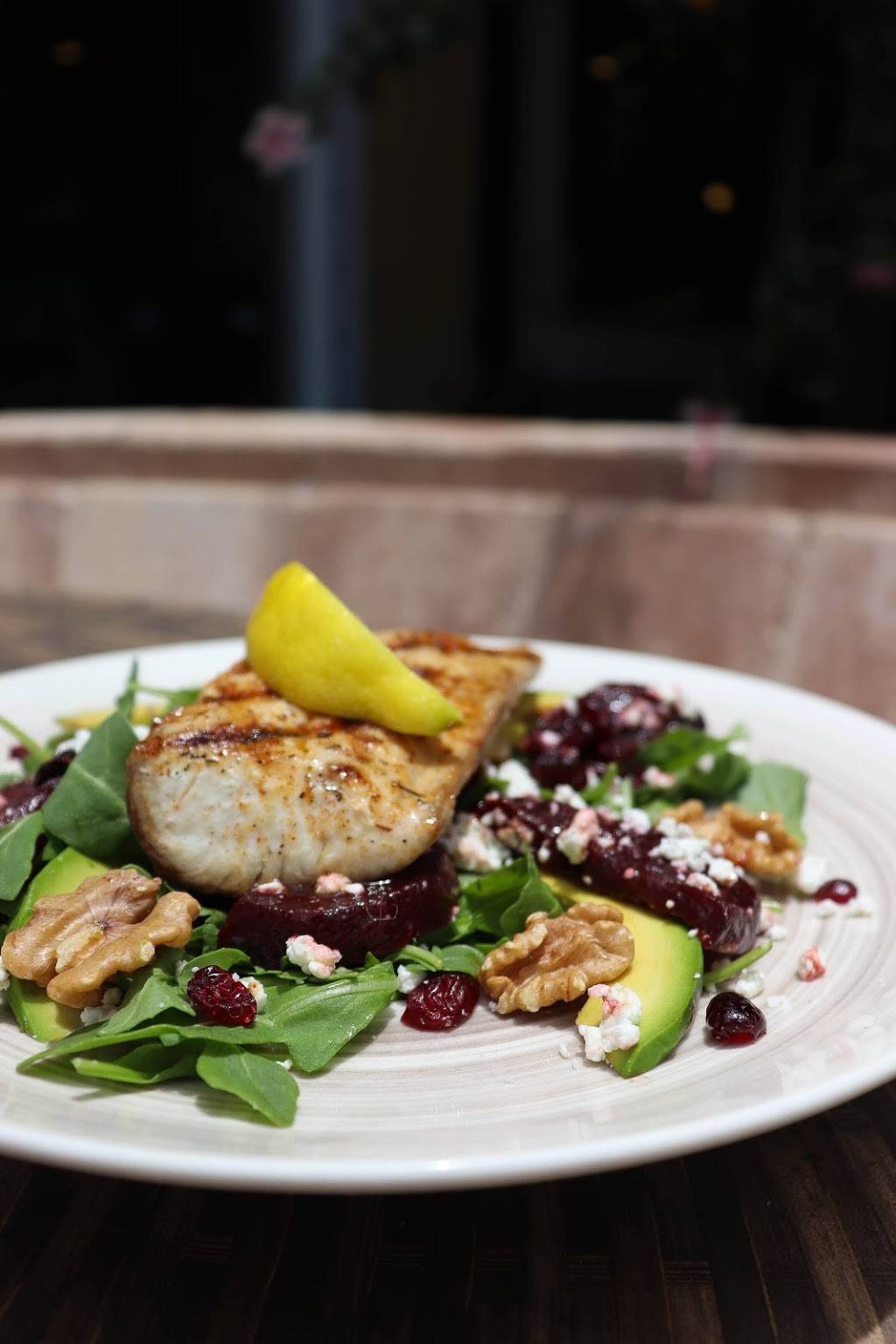 Farlows on the Water | restaurant | 2080 S McCall Rd, Englewood, FL 34224, USA | 9414745343 OR +1 941-474-5343