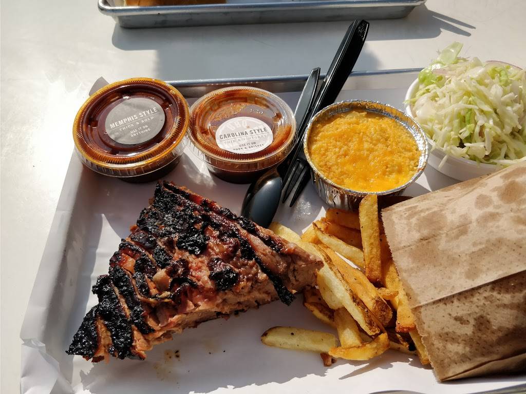 Smoque BBQ | restaurant | 3800 N Pulaski Rd, Chicago, IL 60641, USA | 7735457427 OR +1 773-545-7427