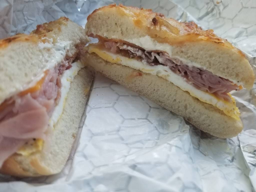 Einstein Bros. Bagels | bakery | 2460 Cumberland Pkwy SE #1701, Atlanta, GA 30339, USA | 7704443342 OR +1 770-444-3342