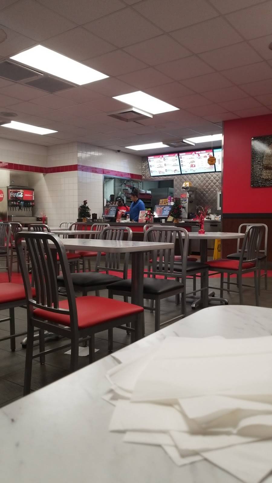 Krystal | meal takeaway | 750 Nissan Dr, Smyrna, TN 37167, USA | 6152231961 OR +1 615-223-1961