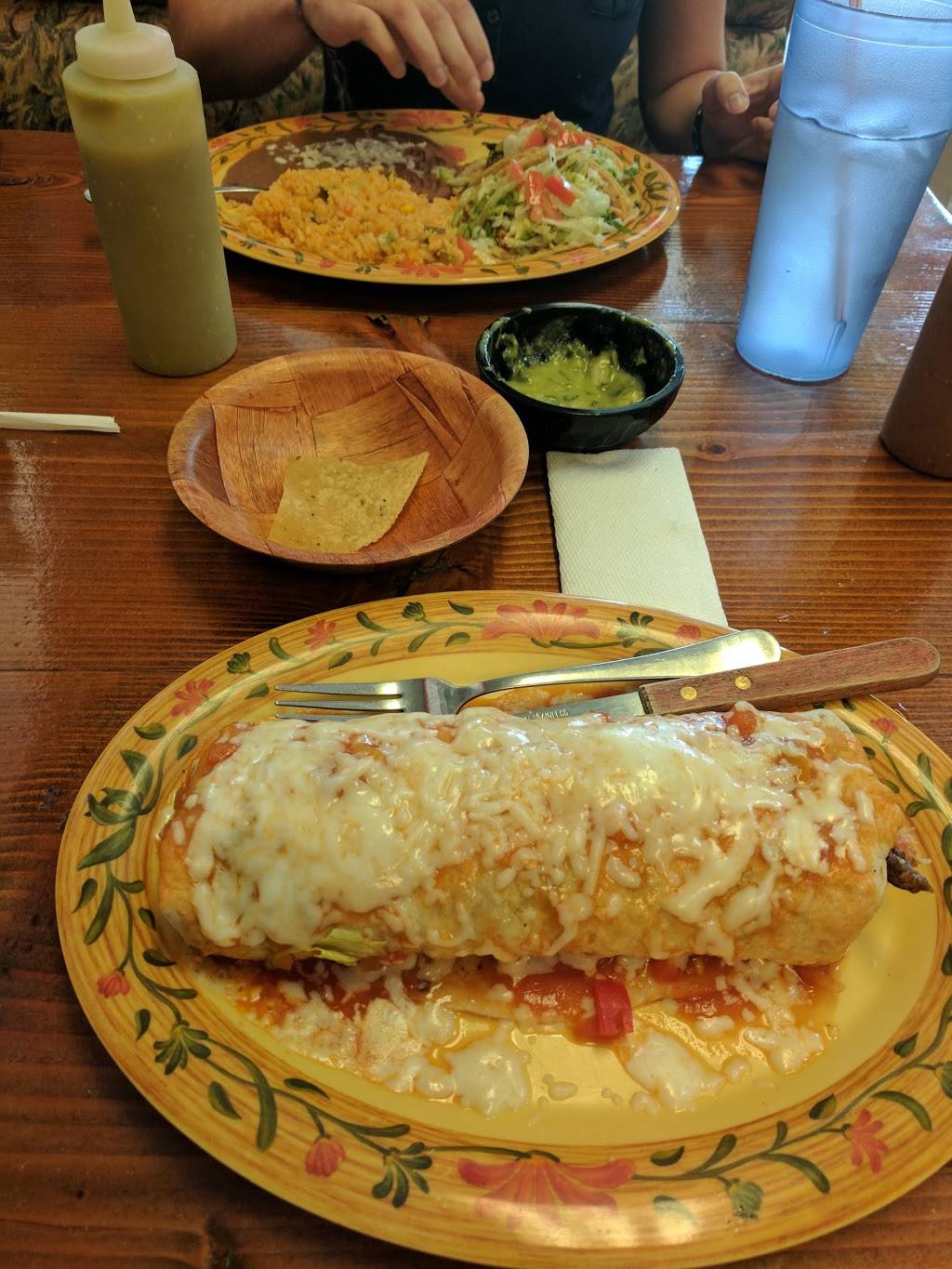 Tamales Diana | restaurant | 615 N Midlothian Rd, Mundelein, IL 60060, USA | 8475663422 OR +1 847-566-3422