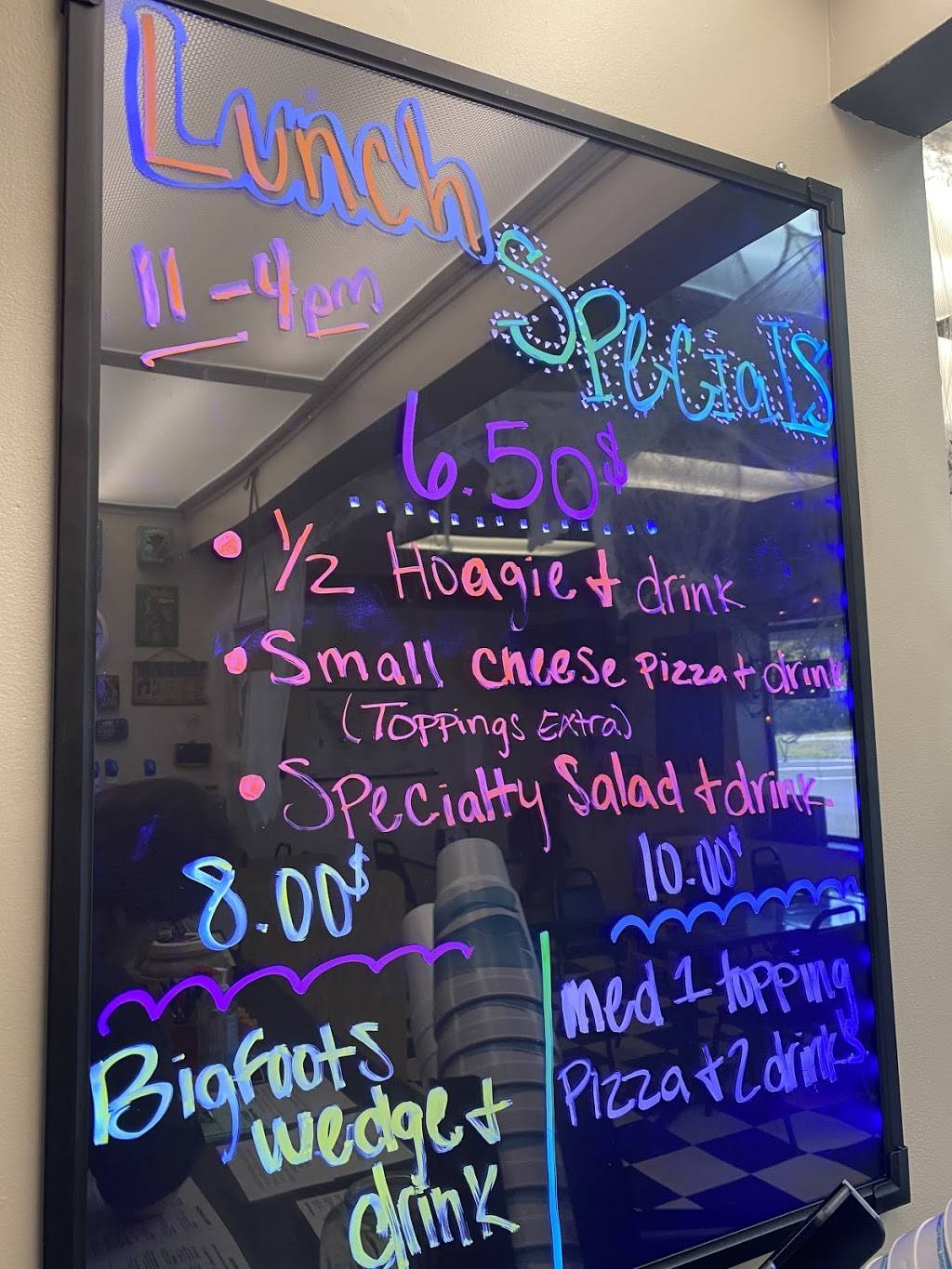 Legends & Lore Pizzeria | restaurant | 119 Pedigo Rd, Madisonville, TN 37354, USA | 4234424646 OR +1 423-442-4646