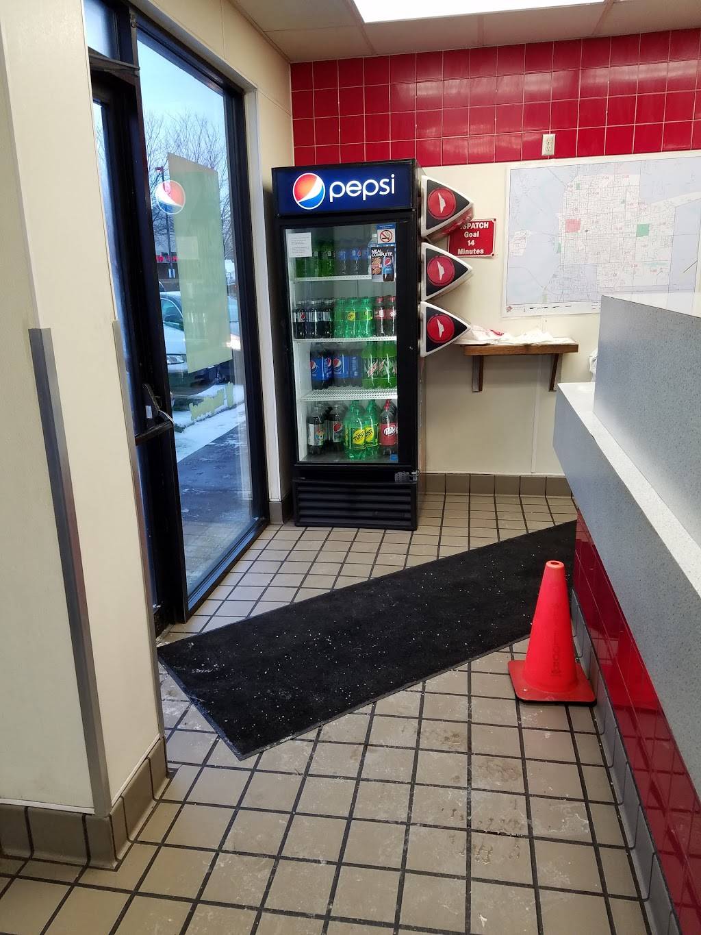 Pizza Hut | restaurant | 1301 Wabash Ave, Terre Haute, IN 47807, USA | 8122353535 OR +1 812-235-3535