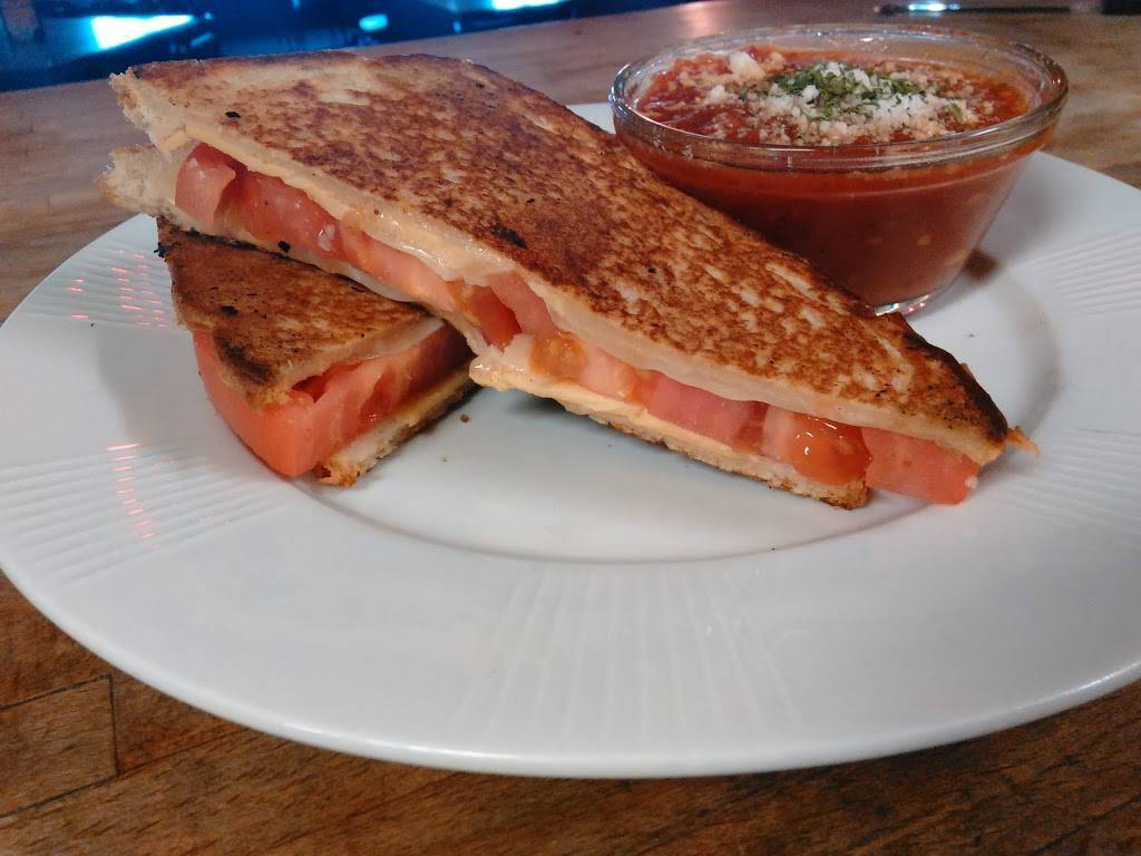 Hot Mamas Canteen | restaurant | 12 Military Rd, Buffalo, NY 14207, USA | 7167838222 OR +1 716-783-8222