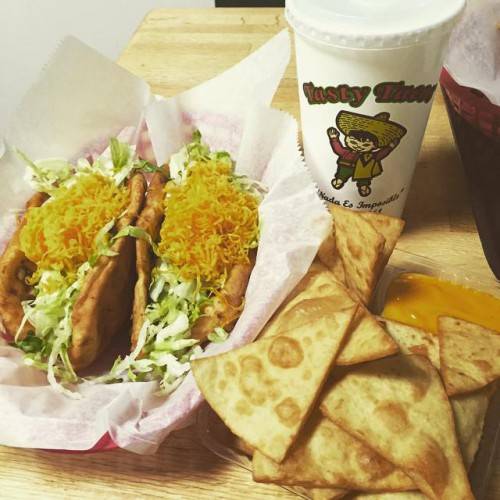 Tasty Tacos | restaurant | 1400 E Grand Ave, Des Moines, IA 50316, USA | 5152664242 OR +1 515-266-4242