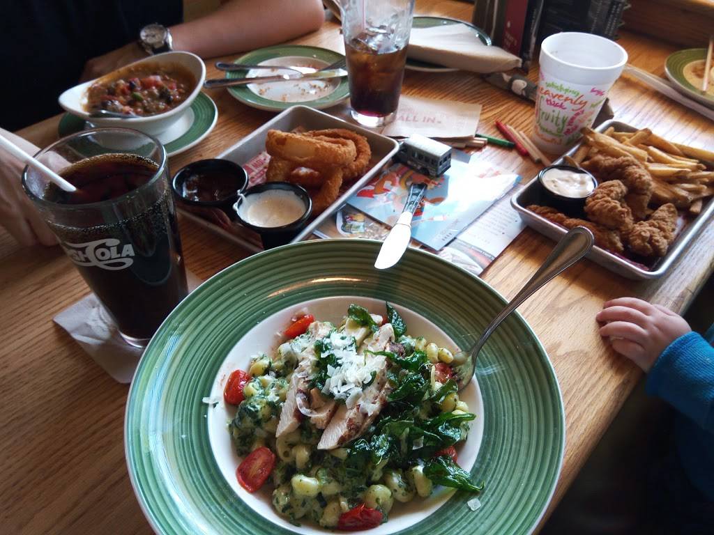 Applebees Grill + Bar | restaurant | 7396 Bell Creek Rd, Mechanicsville, VA 23111, USA | 8045599223 OR +1 804-559-9223