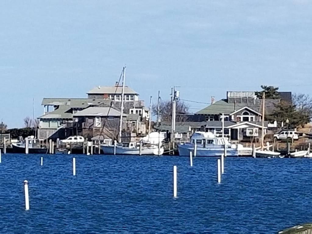 Our Market | meal takeaway | 1 E Chop Dr, Vineyard Haven, MA 02568, USA | 5086933000 OR +1 508-693-3000