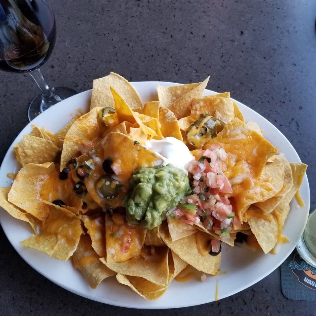 Bokampers Sports Bar & Grill | restaurant | 15500 SW 29th St, Miramar, FL 33027, USA | 7544008558 OR +1 754-400-8558