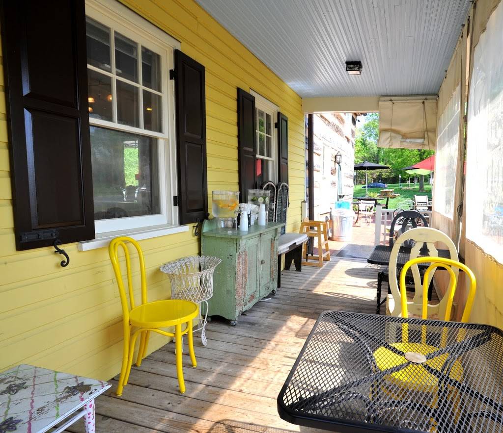 Sisters Sandwiches & Such | meal takeaway | 16834 Georgia Ave, Olney, MD 20832, USA | 3017740669 OR +1 301-774-0669