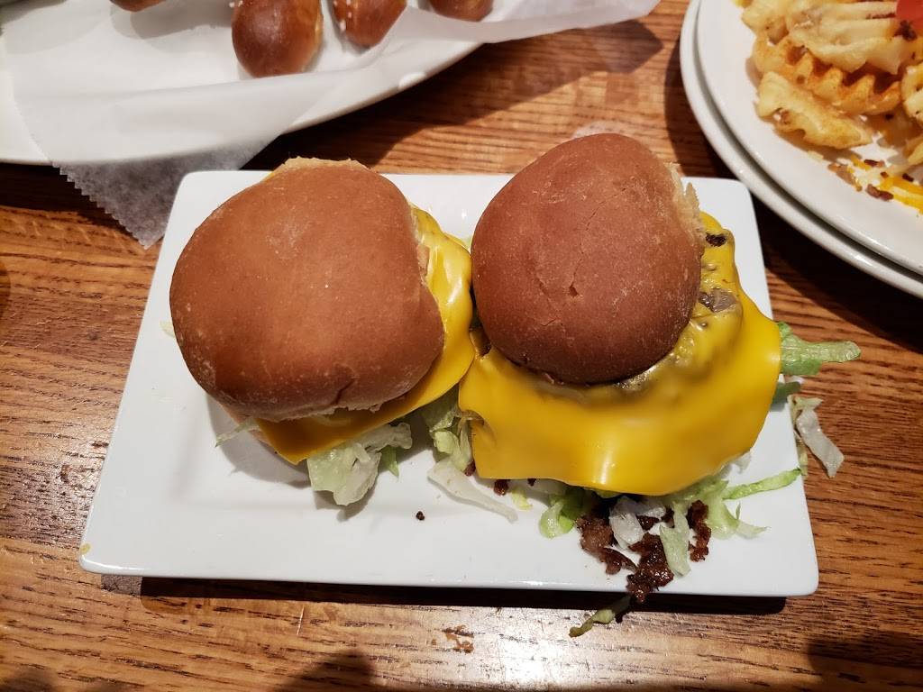 Granite City Food & Brewery | restaurant | 150 West 96th Street, Indianapolis, IN 46260, USA | 3172187185 OR +1 317-218-7185