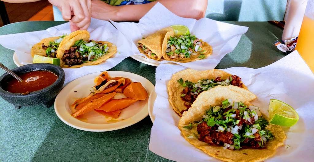 El Ojo De Agua | restaurant | 2115 University Ave, Riverside, CA 92507, USA | 9517796293 OR +1 951-779-6293