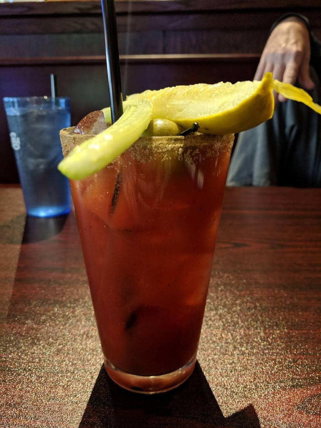 McBrides North | restaurant | 2340 S Eola Rd, Aurora, IL 60503, USA | 6306929606 OR +1 630-692-9606