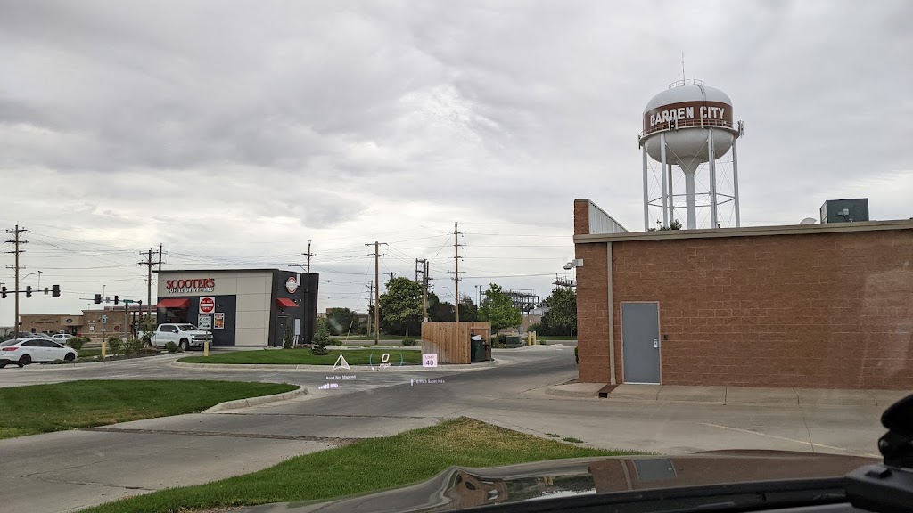 Scooters Coffee | cafe | 2517 Campus Dr, Garden City, KS 67846, USA | 6203154056 OR +1 620-315-4056