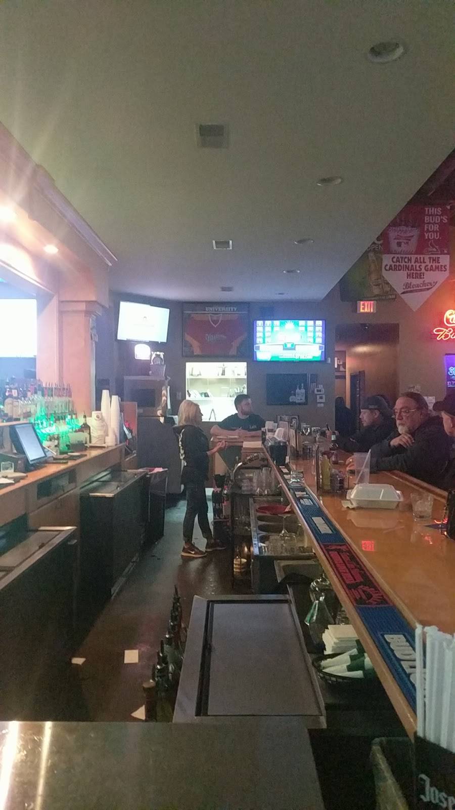 Bleachers Bar and Franks | restaurant | 454 P, OFallon, MO 63366, USA | 6362949777 OR +1 636-294-9777