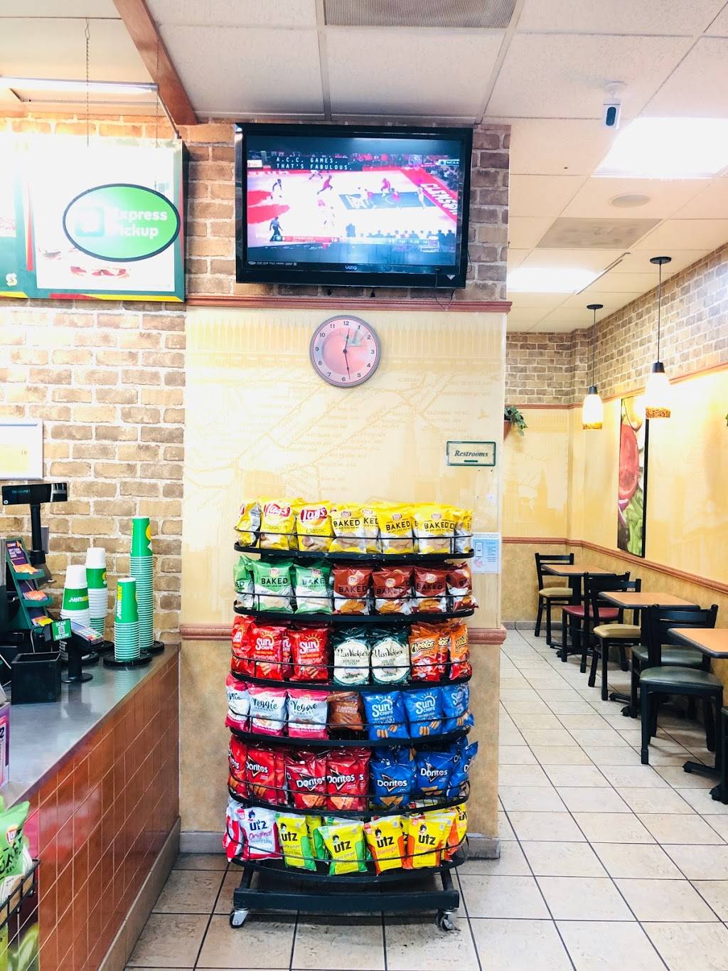 Subway Restaurants | restaurant | 4165 Mountain Rd, Pasadena, MD 21122, USA | 4103601926 OR +1 410-360-1926
