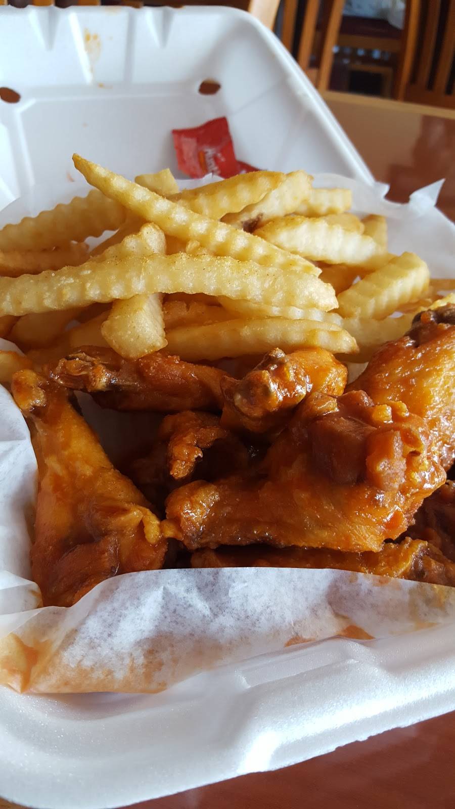 A Town Wings | restaurant | 3205 Deans Bridge Rd, Augusta, GA 30906, USA | 7065044256 OR +1 706-504-4256