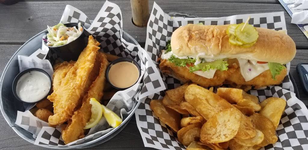 Captain Jacks Waterfront Bar and Grille | restaurant | 21 Oscar Hill Rd, Tarpon Springs, FL 34689, USA | 7279443346 OR +1 727-944-3346