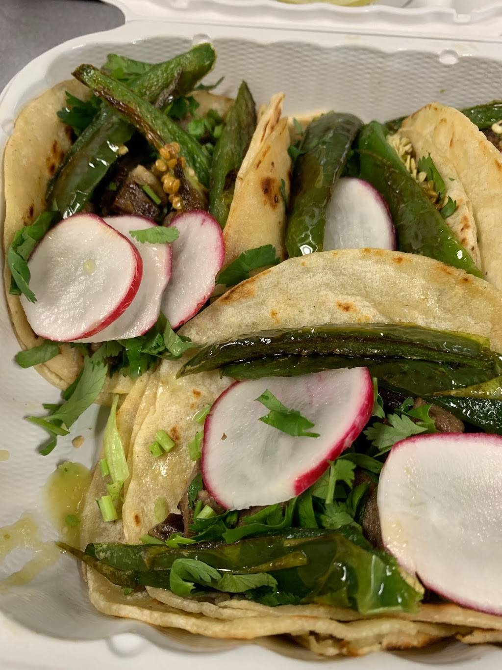 Antojitos La Mexicana | restaurant | 7915 Waterloo Rd, Jessup, MD 20794, USA | 4107990999 OR +1 410-799-0999