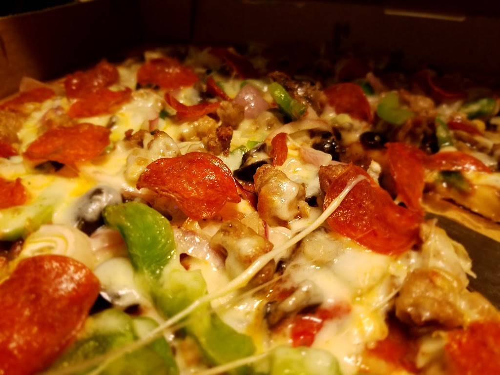 Bettys Pizza & Subs | restaurant | 319 Wynnwood Ave, Melrose, FL 32666, USA | 3524755717 OR +1 352-475-5717