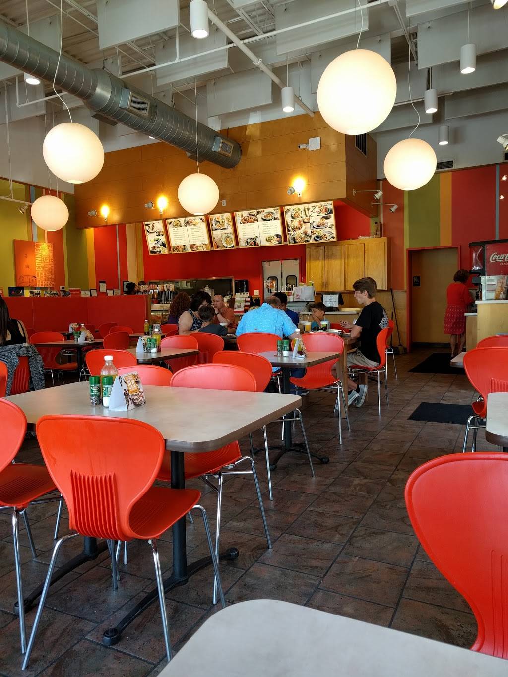 Zoës Kitchen | restaurant | 7218 Eastchase Pkwy, Montgomery, AL 36117, USA | 3342709115 OR +1 334-270-9115