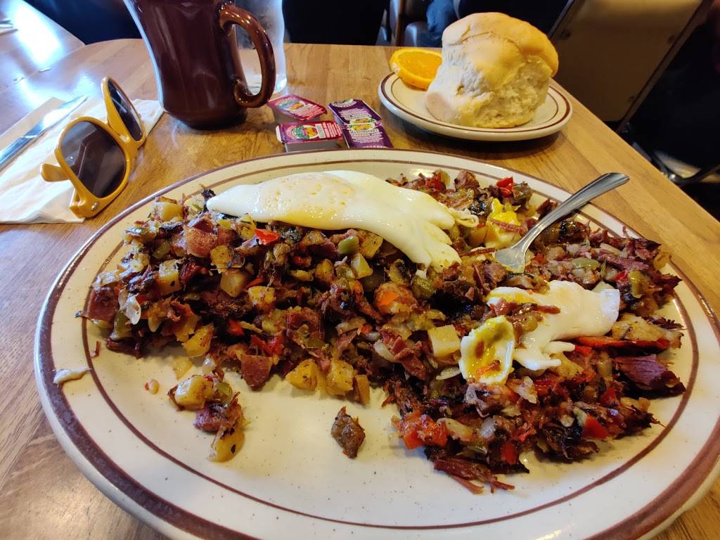 Totem Family Dining | restaurant | 4410 Rucker Ave, Everett, WA 98203, USA | 4252523277 OR +1 425-252-3277