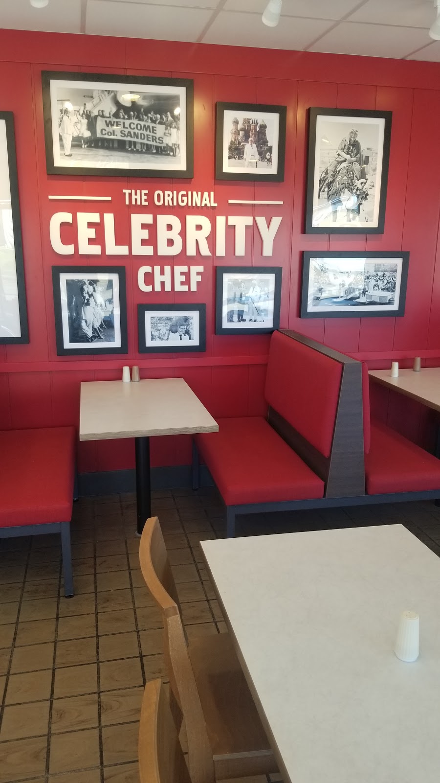 KFC | restaurant | 201 S Chestnut St, Tallulah, LA 71282, USA | 3185741711 OR +1 318-574-1711