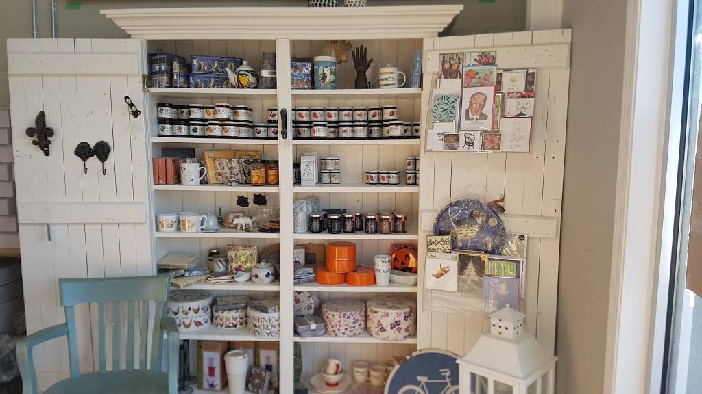 The SconeWitch Take-Away (Cyrville) | bakery | 1638 Cyrville Rd #4, Gloucester, ON K1B 3L8, Canada | 6137442585 OR +1 613-744-2585