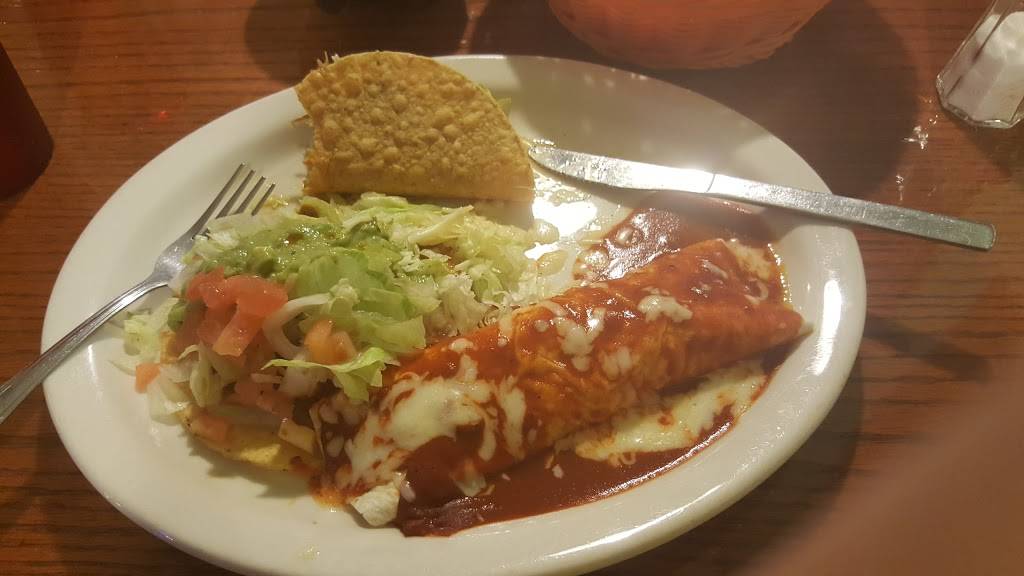 El Tapatio | restaurant | 101 Place Rd, Jasper, IN 47546, USA | 8125560660 OR +1 812-556-0660