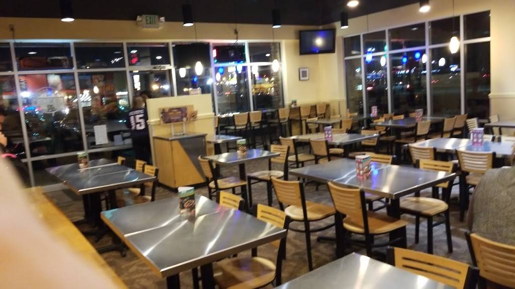 QDOBA Mexican Eats | restaurant | 9702 E E Washington St, Indianapolis, IN 46219, USA | 3178908070 OR +1 317-890-8070