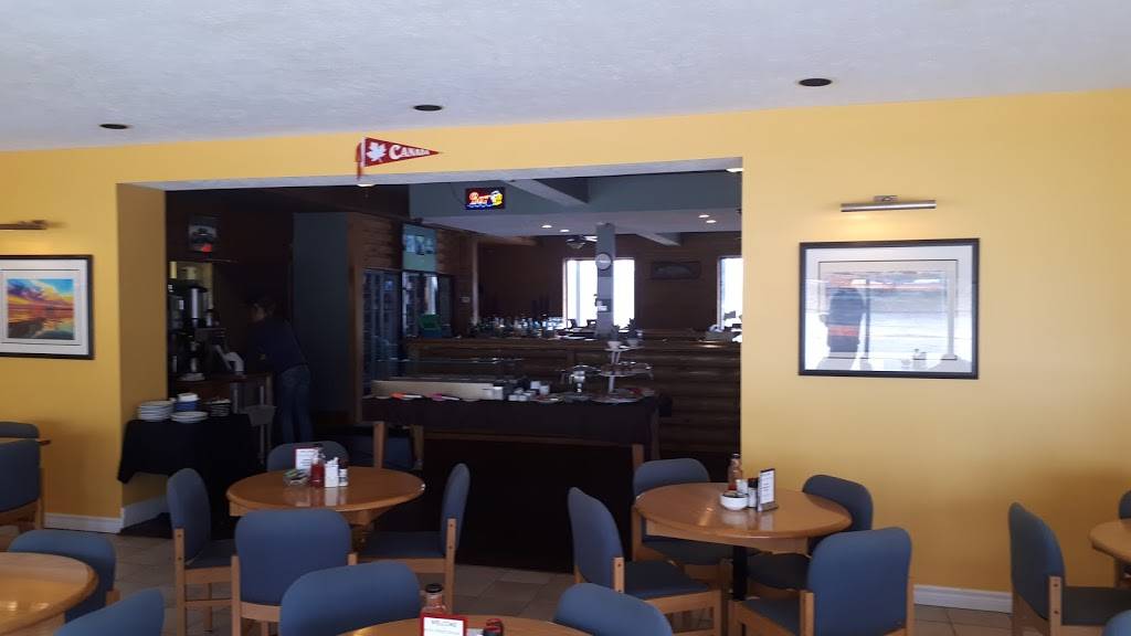 Main Street Diner | restaurant | 651 Main St, Sauble Beach, ON N0H 2G0, Canada | 5194220661 OR +1 519-422-0661