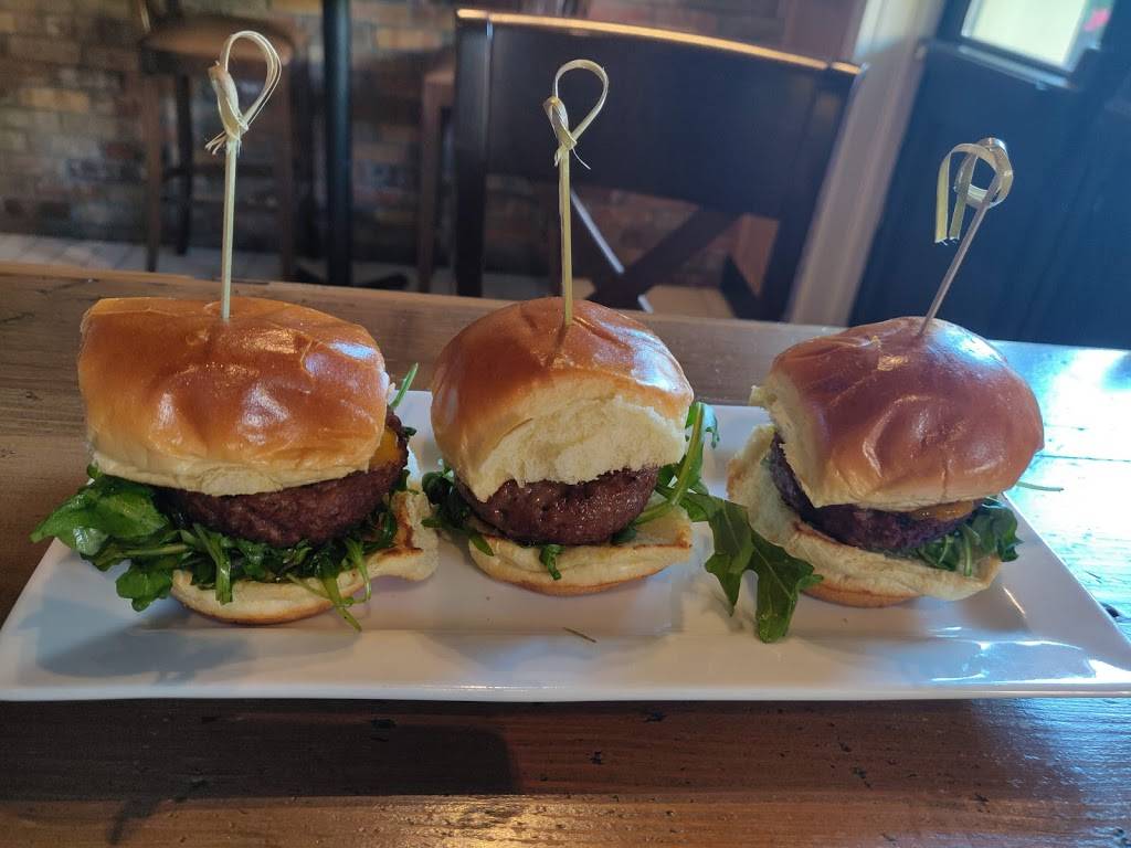 Hoppys Railyard Kitchen & Hopgarden | restaurant | 1022 2nd St, Sacramento, CA 95814, USA | 9164514677 OR +1 916-451-4677